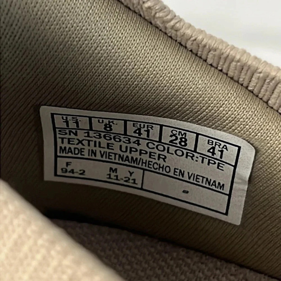 SKECHERS On The Go Performance Arch Fit Uplift Knit Lace-Up Detail Taupe Size 11 - Picture 13 of 14